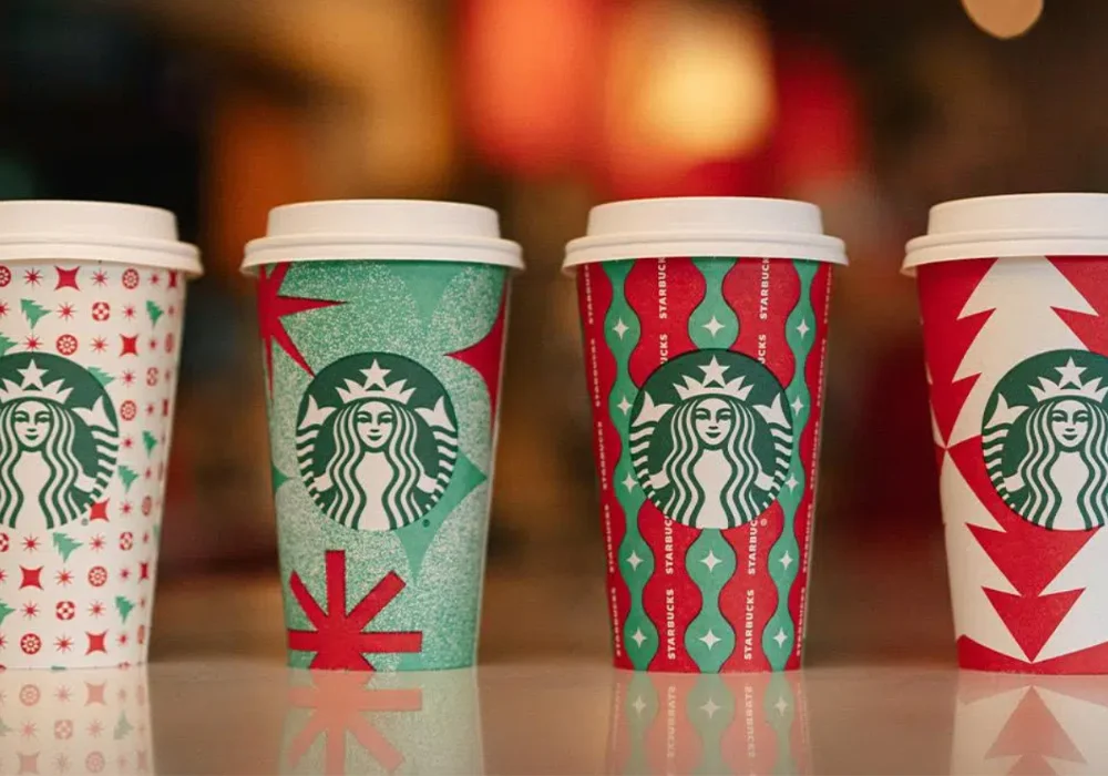 Cốc giáng sinh Starbucks và địa điểm in ấn ly giấy Noel giá rẻ
