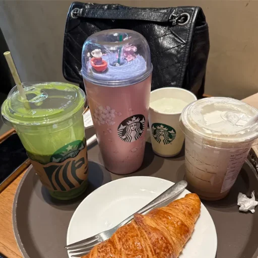 Bí mật size ly Starbucks và cách phân biệt kích cỡ chuẩn
